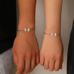 Simple Stainless Steel Round Heart Bracelet Women